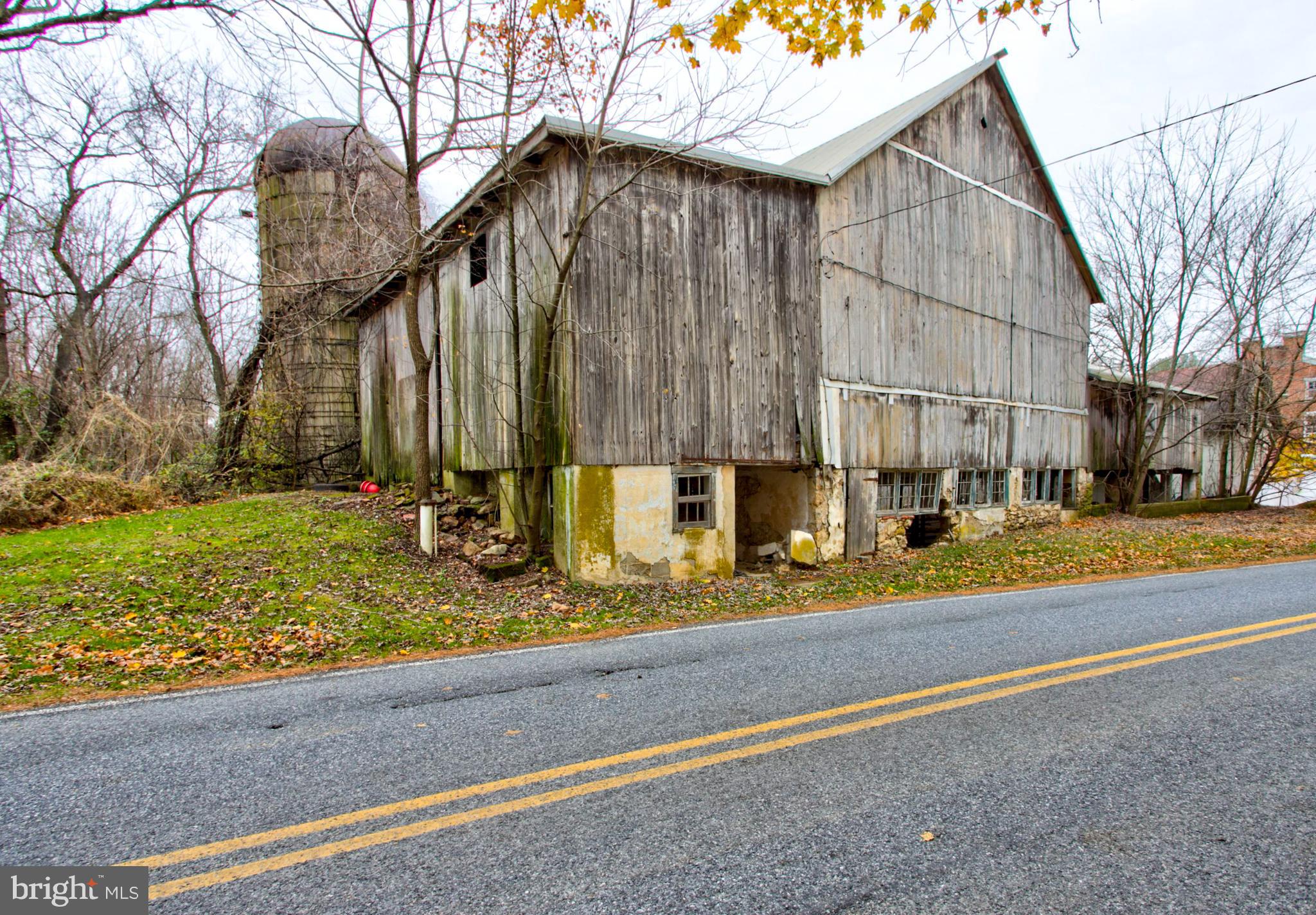580 Elkdale Road Lincoln University, PA 19352 - Photo 34 of 42 a view of a house with a yard
