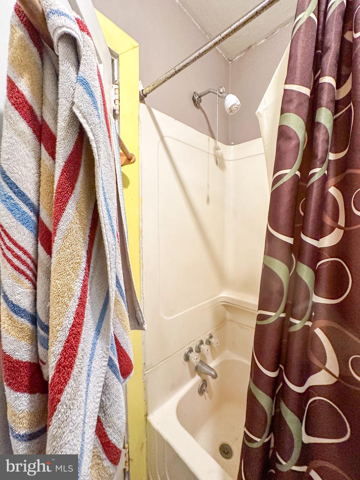 580 Elkdale Road Lincoln University, PA 19352 - Photo 7 of 42 a bathroom with a sink and mirror with vanity