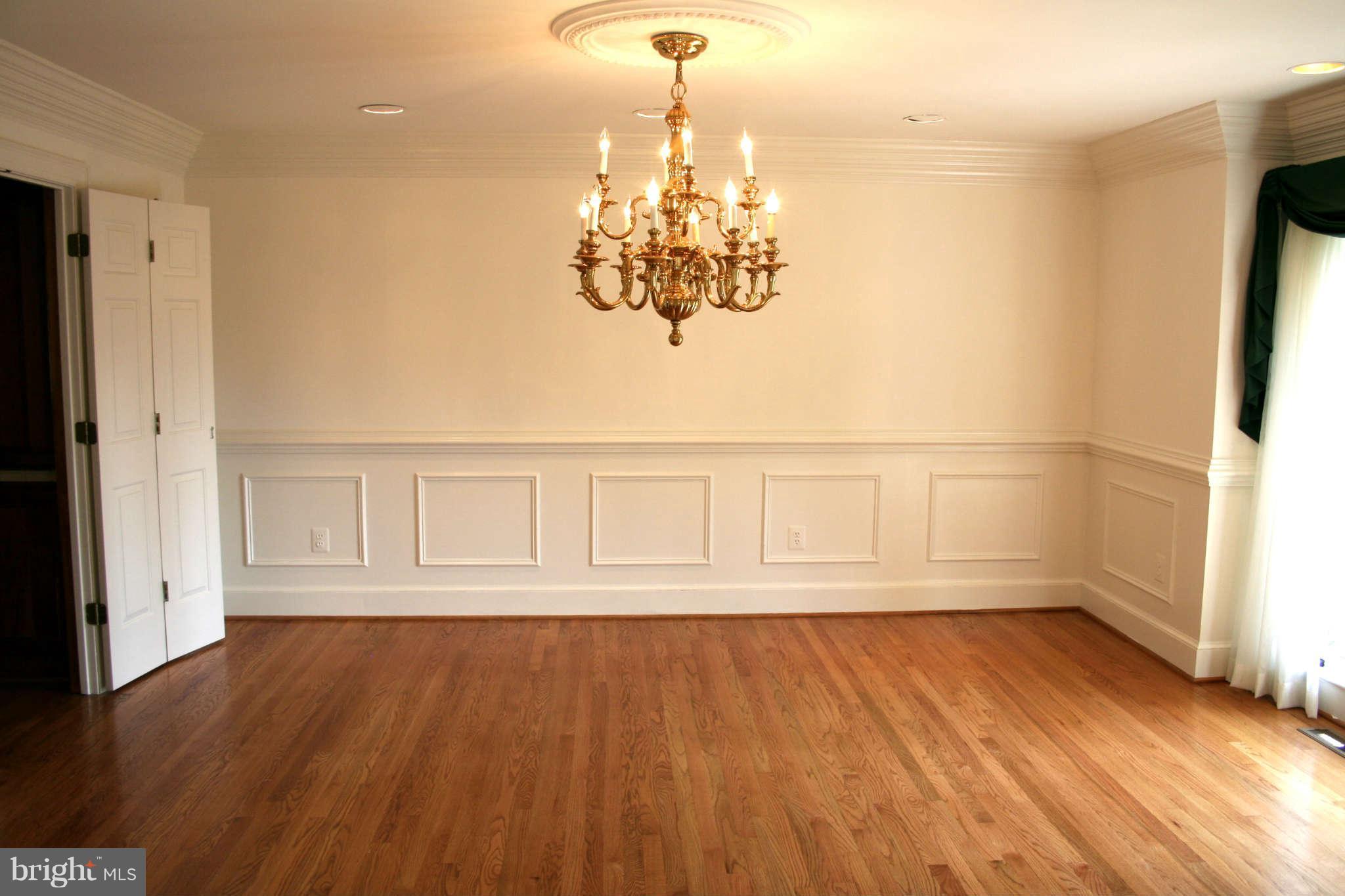619 Springvale Road Great Falls, VA 22066 - Photo 8 of 26 Dining Room