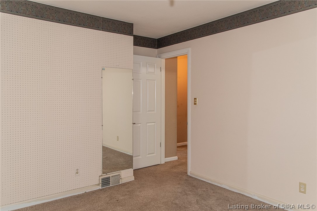 45 Sycamore Road Jeffersonville, IN 47130 - Photo 15 of 38