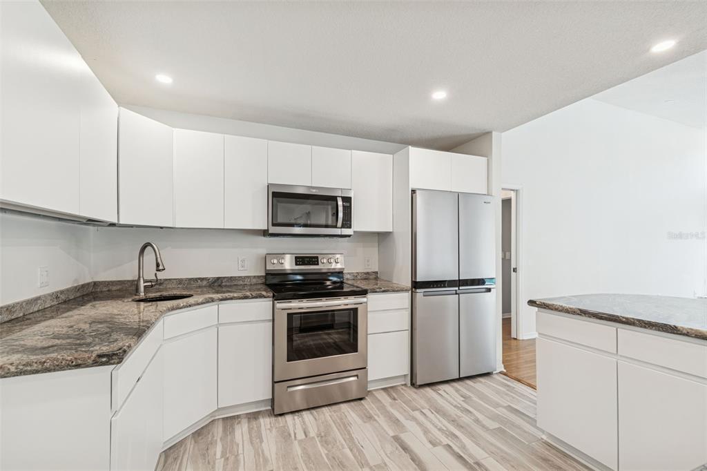 11507 Moffat Place Temple Terrace, FL 33617 - Photo 23 of 34