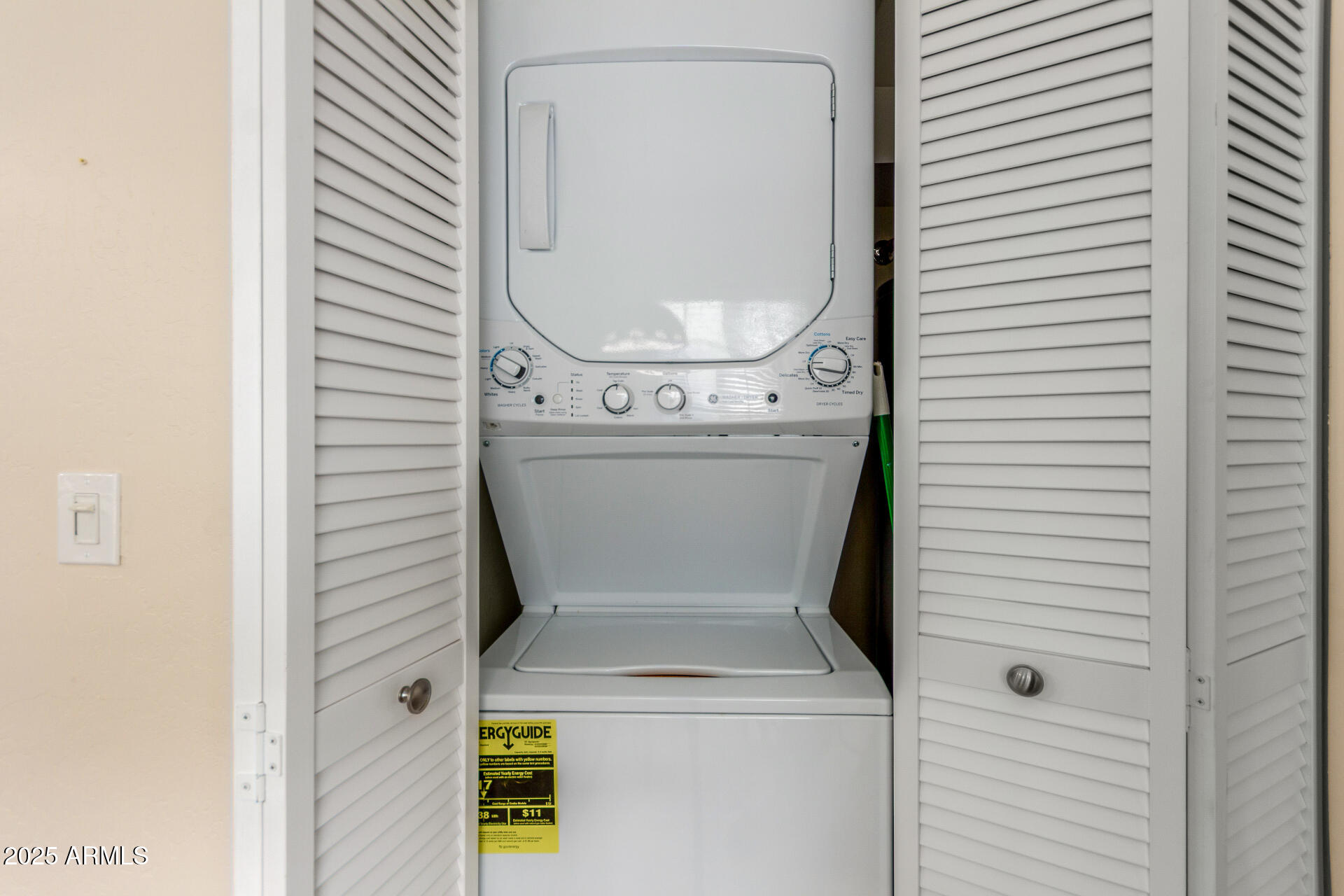 10019 East Mountain View Road, Unit 1121 Scottsdale, AZ 85258 - Photo 23 of 39 a utility room with dryer and washer