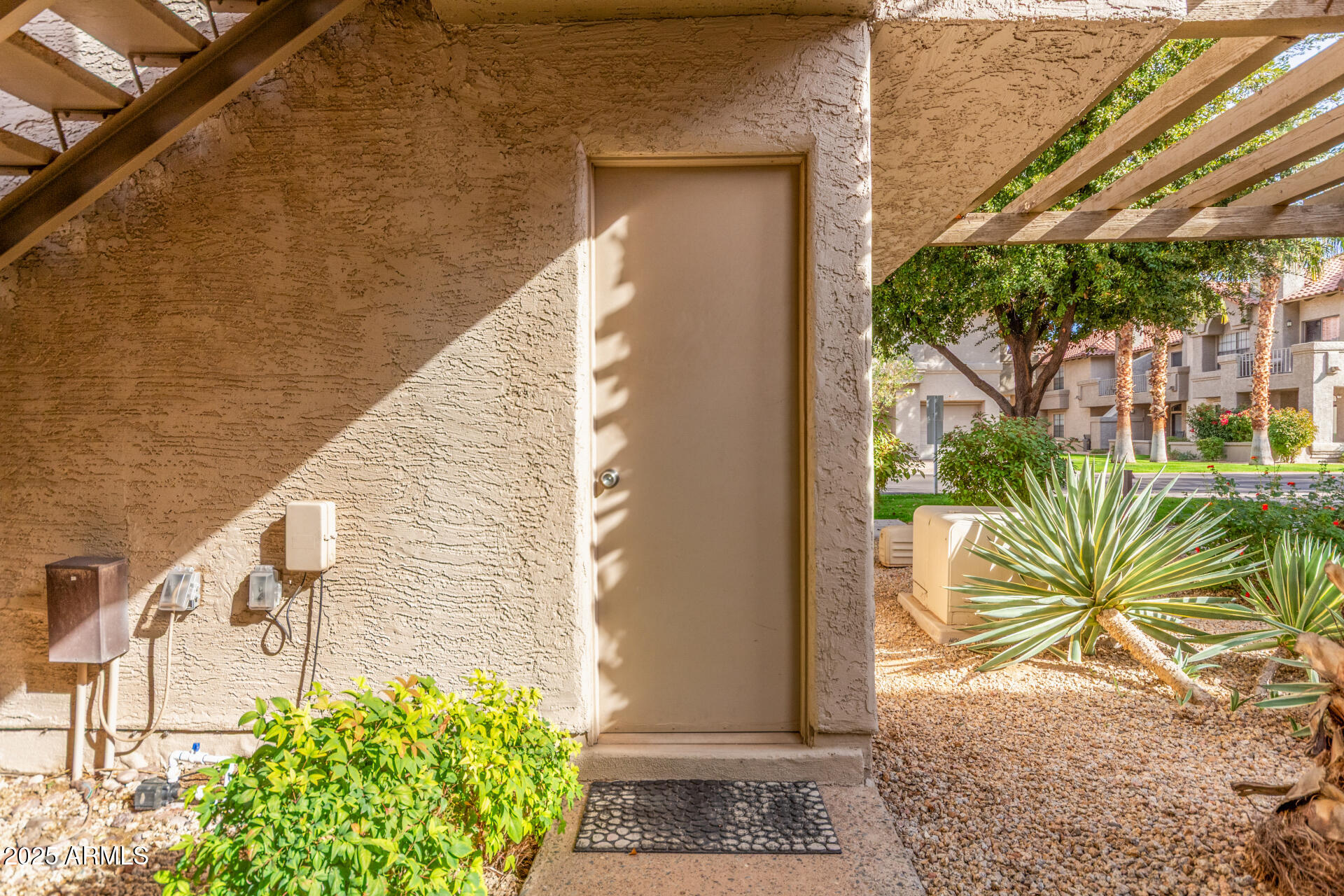 10019 East Mountain View Road, Unit 1121 Scottsdale, AZ 85258 - Photo 25 of 39 a view of a entryway