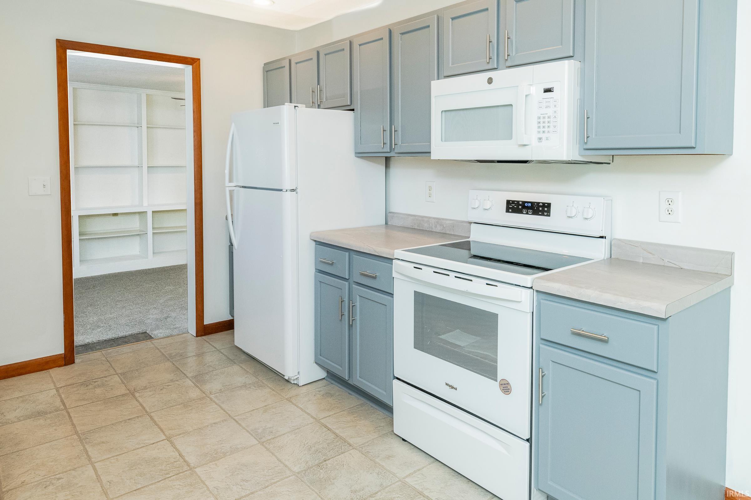 13 North Knapp Road Bloomington, IN 47404 - Photo 8 of 35