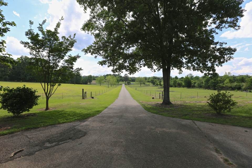 12850 Midway Road Raymond, MS 39154 - Photo 5 of 42 Photo 5