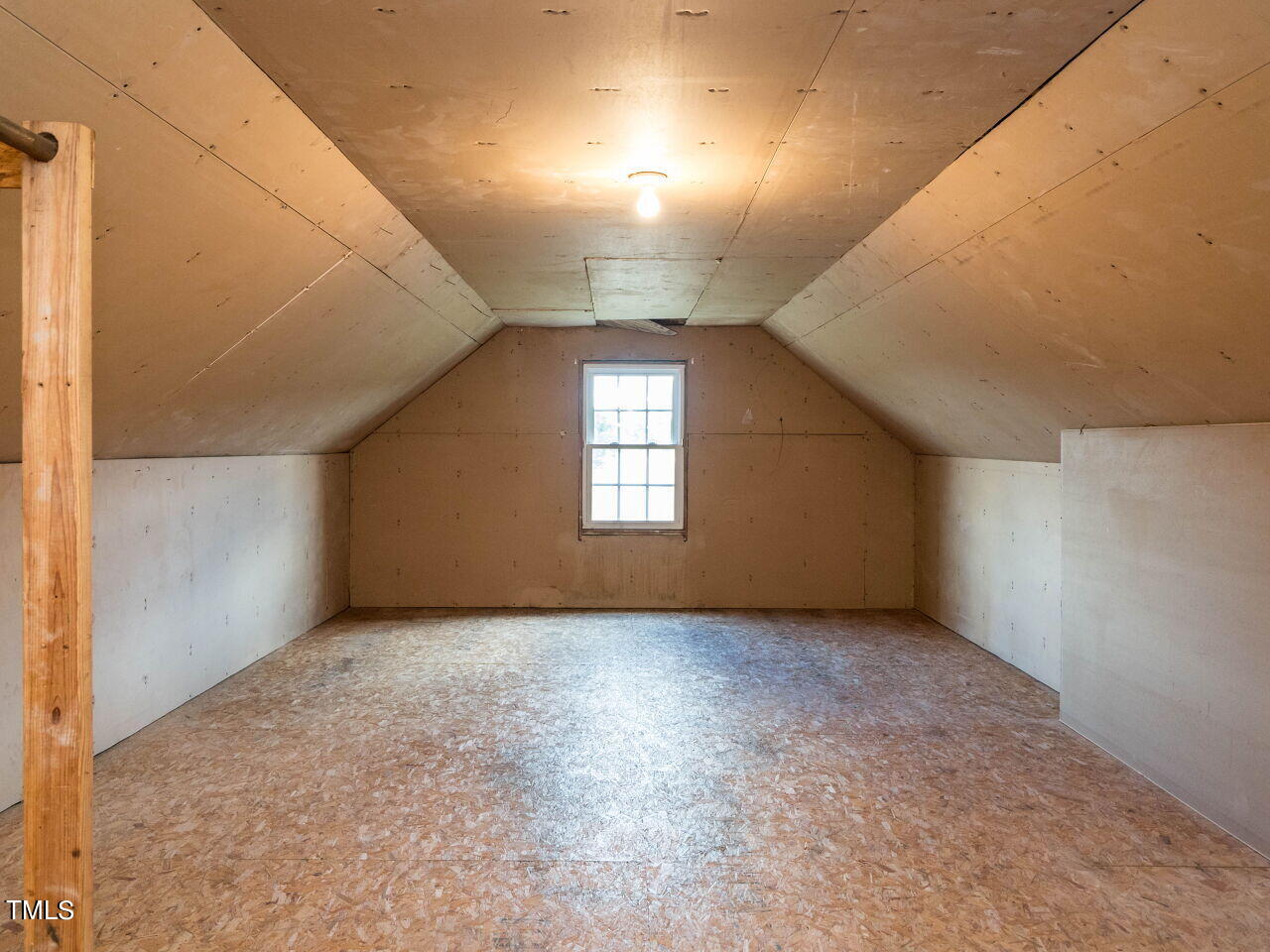 449 Braswell Road Smithfield, NC 27577 - Photo 25 of 30 027-1280x960-unfinised-attic-off-second-