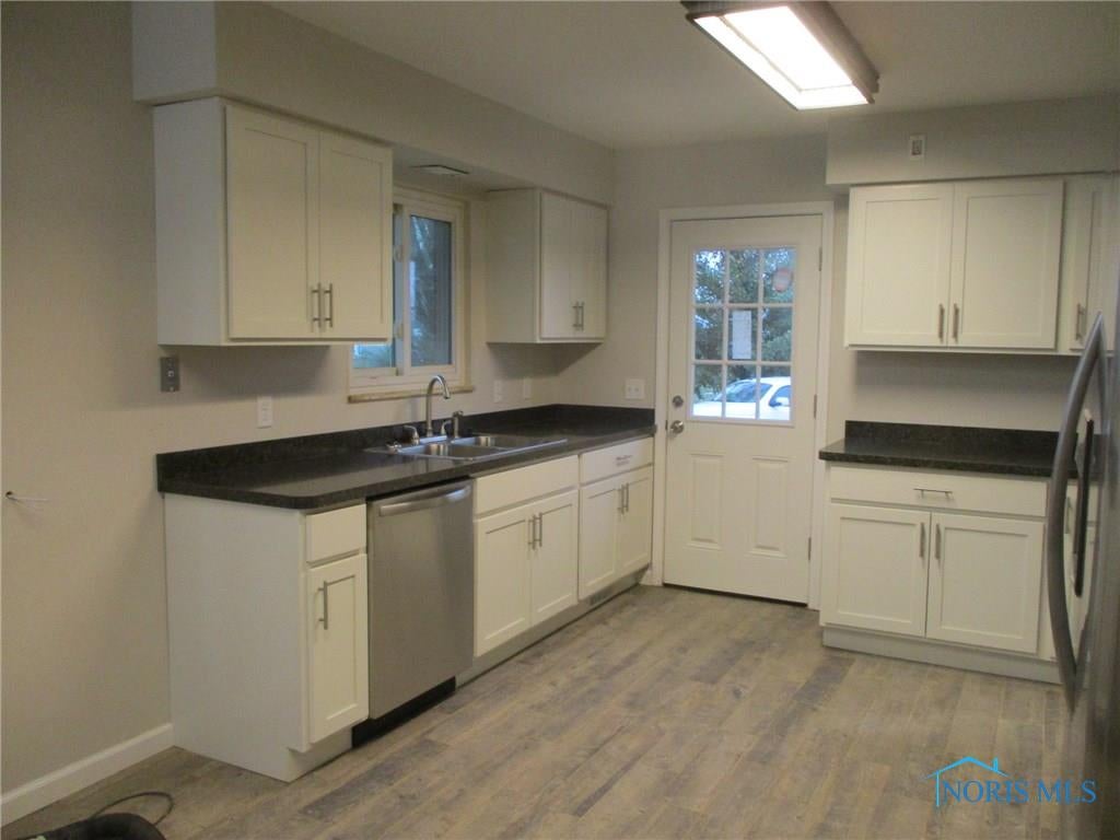 124 North Wynn Road Oregon, OH 43616 - Photo 10 of 24 Gallery Image 10
