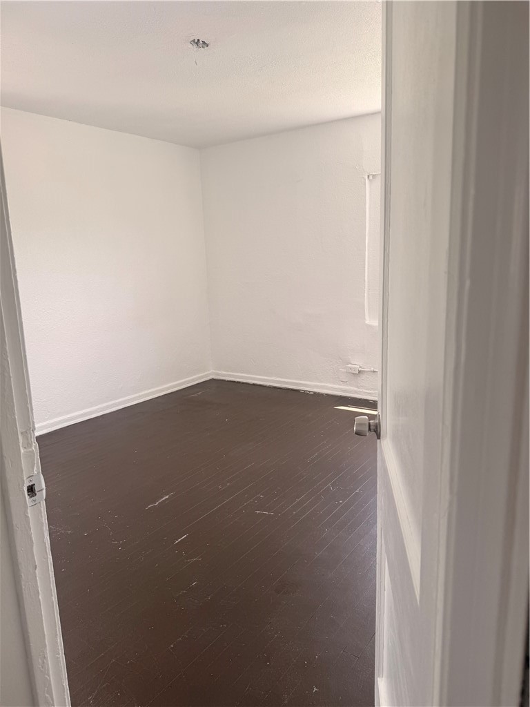 2107 16th Street, Unit 4 Corpus Christi, TX 78404 - Photo 3 of 6