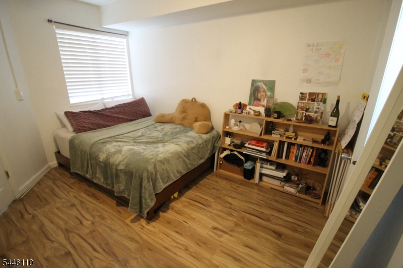 25 Kensington Road Bedminster, NJ 07921 - Photo 5 of 8