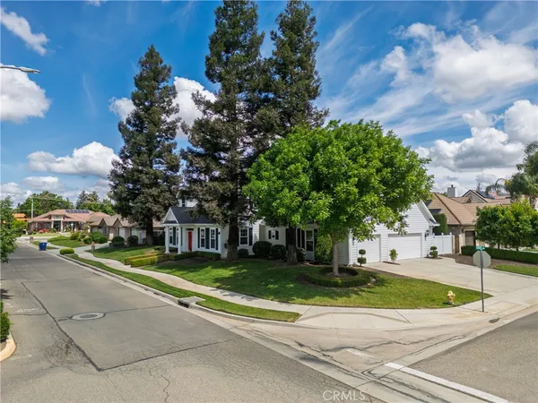 $769,500 | 575 Woodlands Drive, Madera, CA 93637