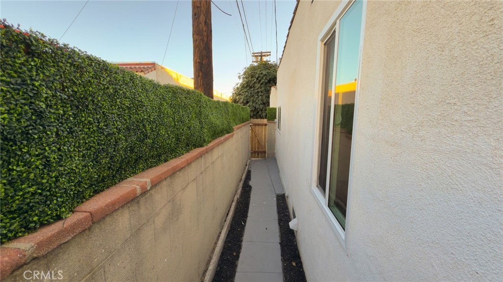 4380 West 28th Street Los Angeles, CA 90016 - Photo 24 of 32