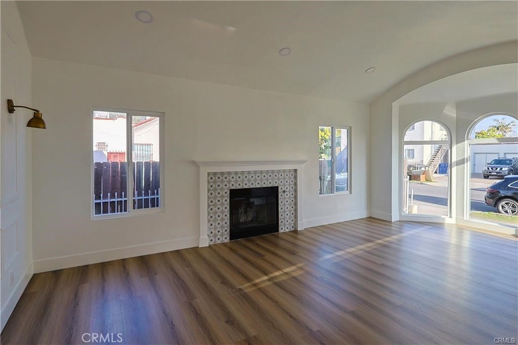 4380 West 28th Street Los Angeles, CA 90016 - Photo 8 of 32