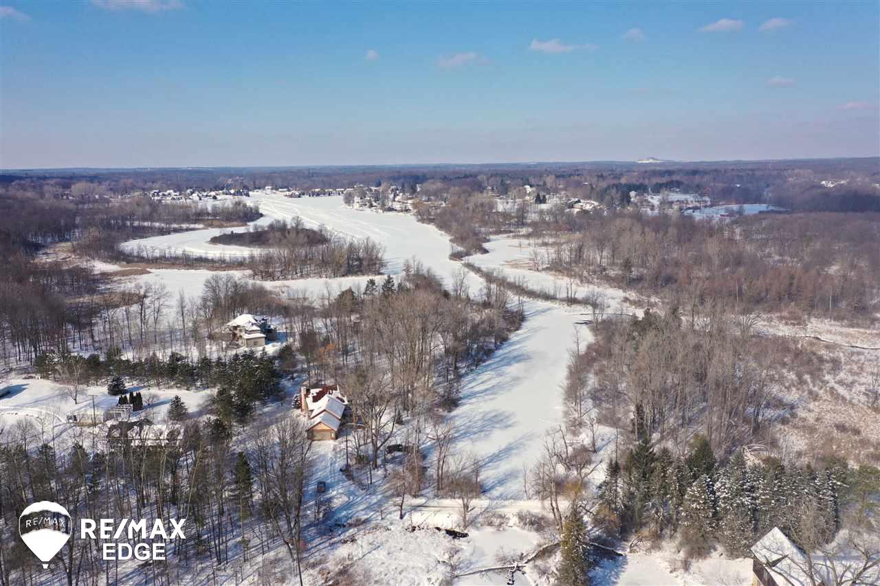 2205 Parker Road Holly, MI 48442 - Photo 82 of 84 50037199-81.JPG