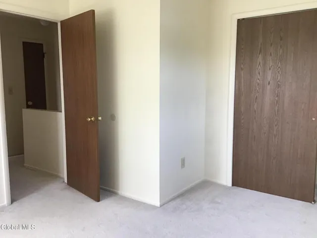 $1,600 | 52 Sage Road, Unit B, Waterford, NY 12188