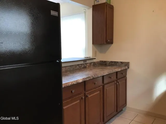 $1,600 | 52 Sage Road, Unit B, Waterford, NY 12188