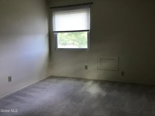 $1,600 | 52 Sage Road, Unit B, Waterford, NY 12188