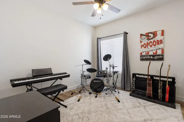 $668,000 | 1202 East Greenway Circle, Mesa, AZ 85203