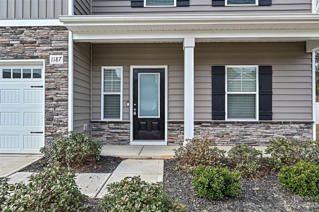 1187 Pecan Ridge Road Fort Mill, SC 29715 - Photo 2 of 32 Gallery Image 2