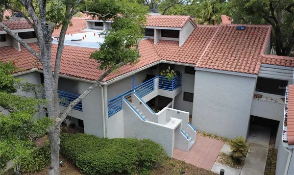$325,000 | 1000 Winderley Place, Unit 226, Maitland, FL 32751