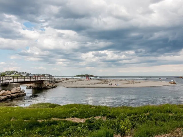 $2,500 | 39 Decatur Street, Unit WINTER, Gloucester, MA 01930