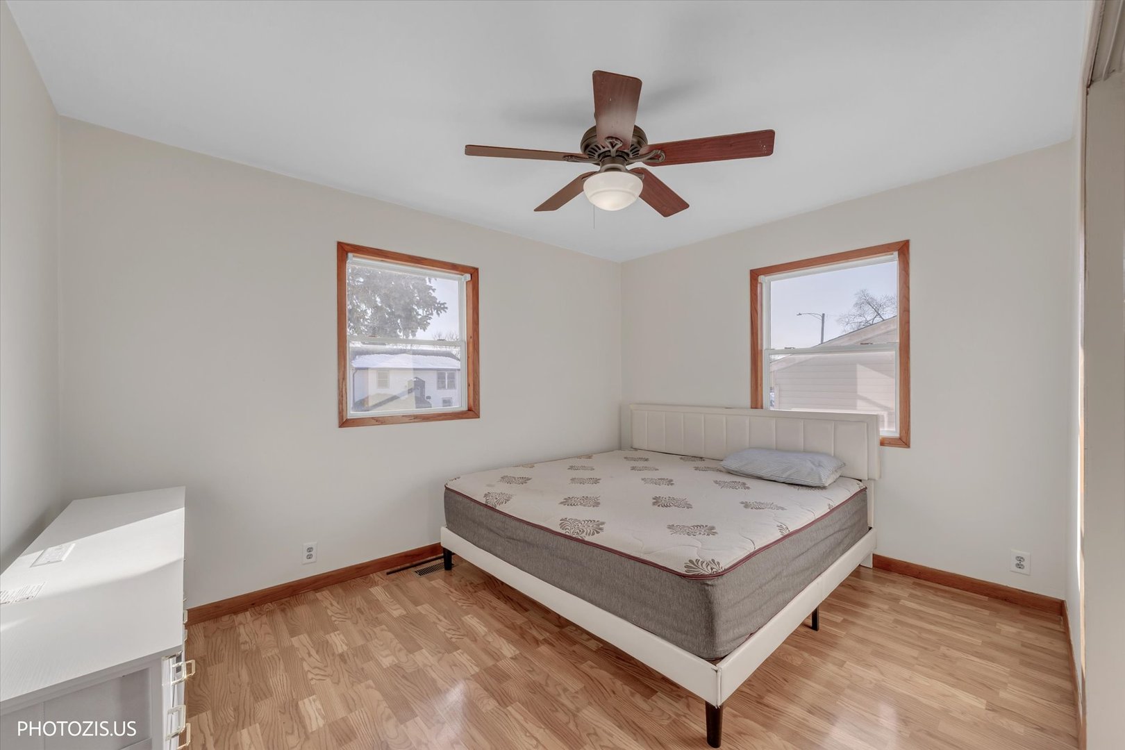 212 Pell Avenue Romeoville, IL 60446 - Photo 11 of 26