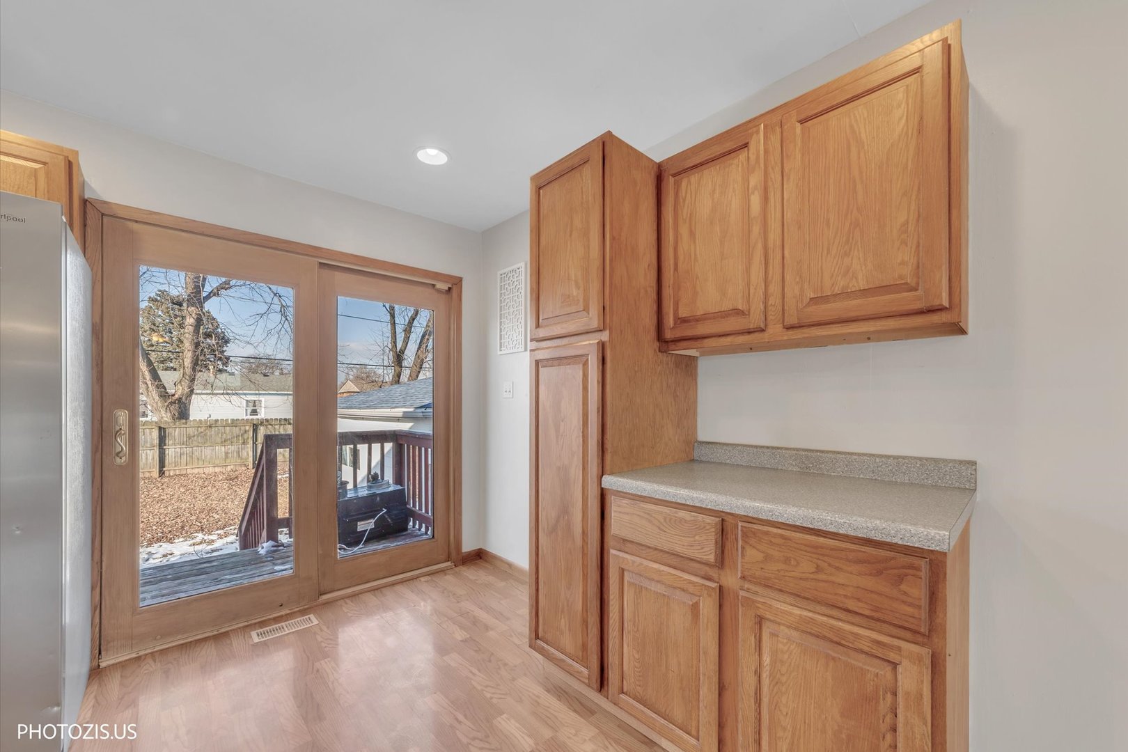 212 Pell Avenue Romeoville, IL 60446 - Photo 8 of 26