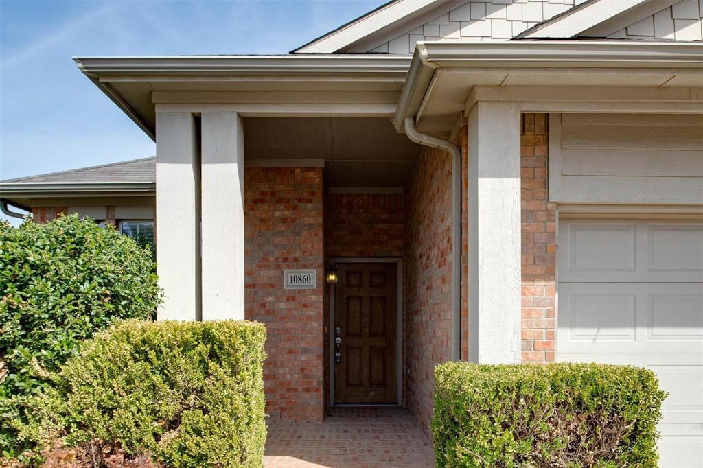 10860 Hawks Landing Road Fort Worth, TX 76052 - Photo 4 of 27