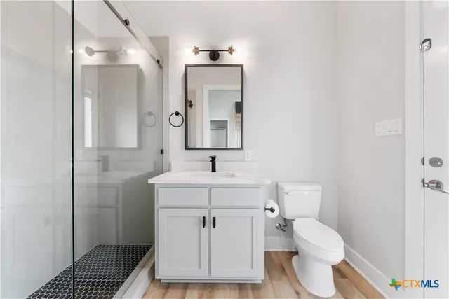 $1,045,000 | 10119 Waterview Cove, Gatesville, TX 76528