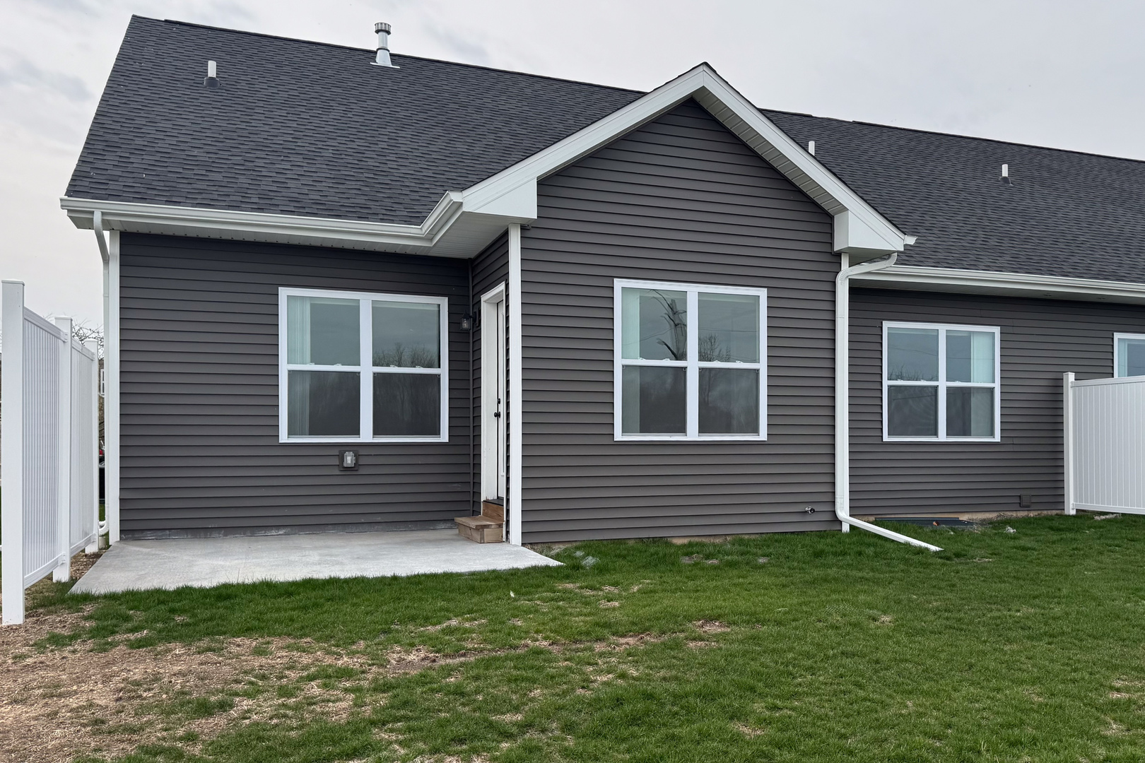 406 Anjali Court, Unit R Sycamore, IL 60178 - Photo 22 of 23