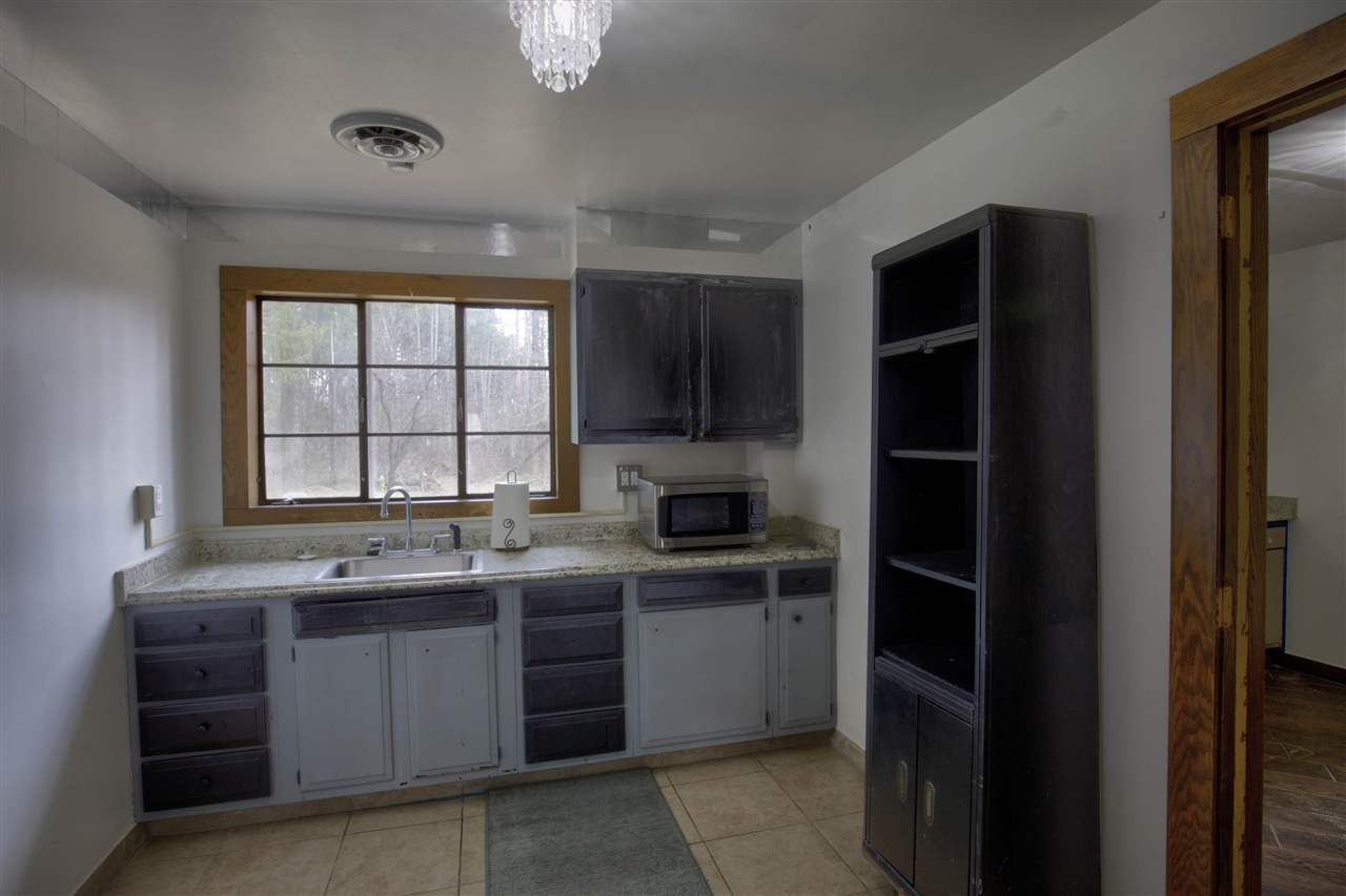 4491 South Jackson Road Jackson, MI 49203 - Photo 15 of 77