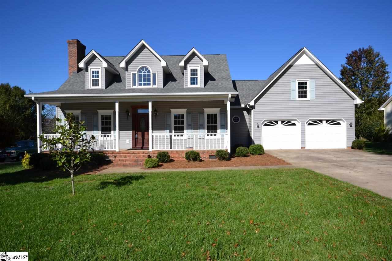 613 Spring Lake Loop Simpsonville, SC 29681 - Photo 1 of 30