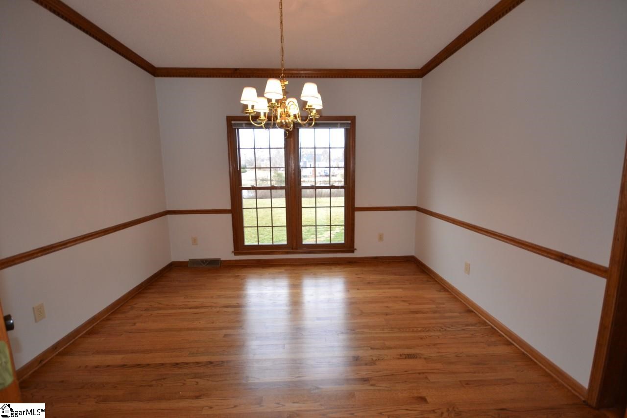 613 Spring Lake Loop Simpsonville, SC 29681 - Photo 14 of 30