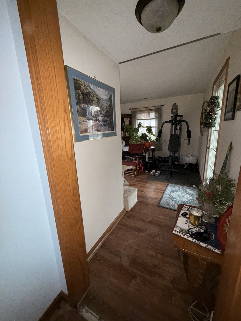 407 North 1st Street Fairbury, IL 61739 - Photo 14 of 22 a view of living room with furniture and a window