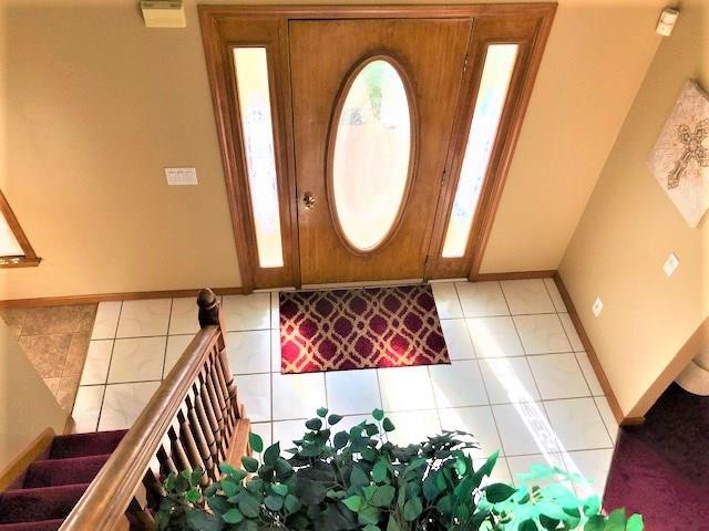 947 Old Princeton Road New Castle, PA 16101 - Photo 3 of 25