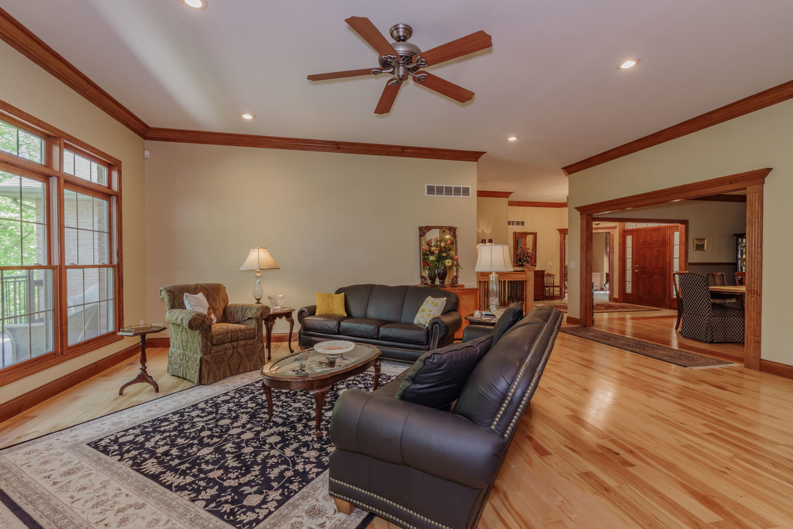 21221 Hidden Valley Loop Lexington, IL 61753 - Photo 11 of 44 a living room with furniture
