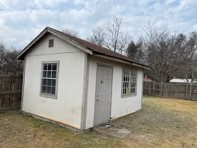 $2,050 | 3422 Danville Drive, Cedar Park, TX 78613