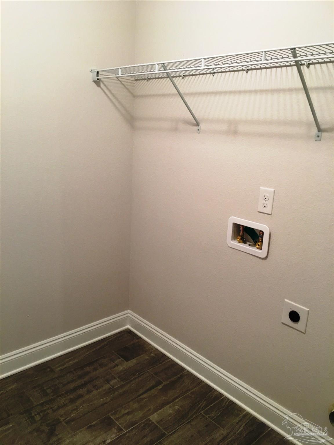 5436 South A Jones Road Milton, FL 32583 - Photo 31 of 34 Here' s a view of the laundry room.