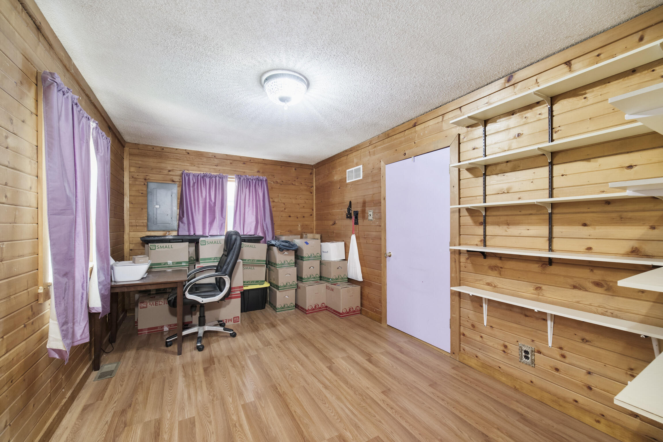 925 South High Bridge Road Wellston, MI 49689 - Photo 25 of 55 Primary bedroom