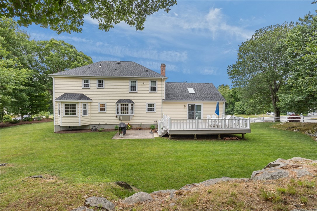 157 Tara Lane Woonsocket, RI 02895 - Photo 31 of 33