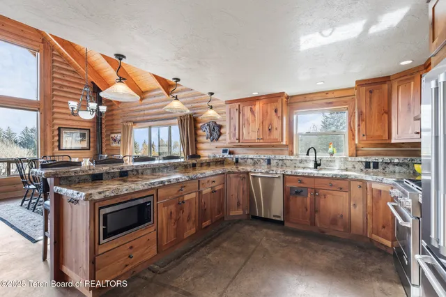 $1,295,000 | 3428 Bainbridge Drive, Tetonia, ID 83452