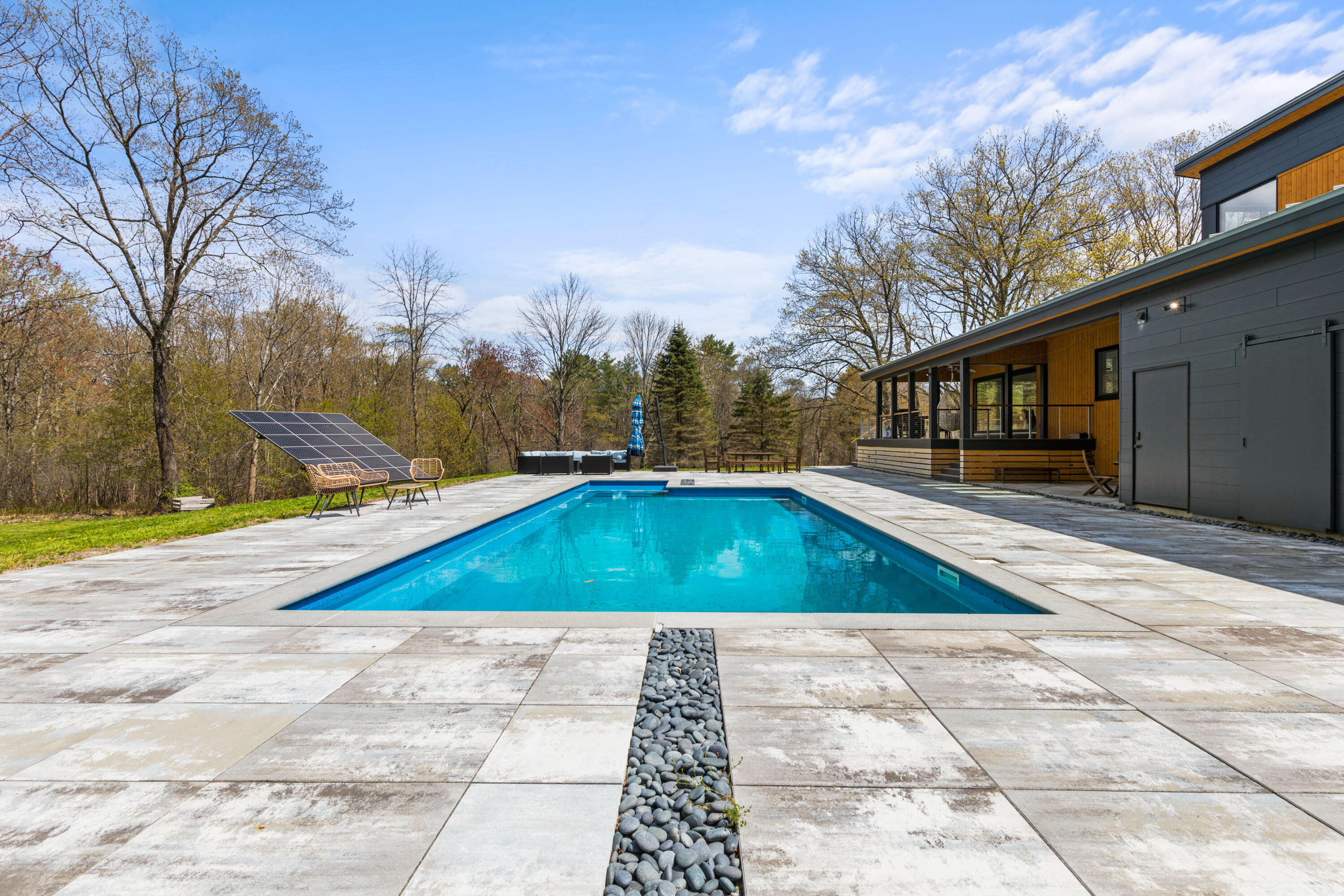 429 Sligo Road Yarmouth, ME 04096 - Photo 62 of 70 Side Pool to river