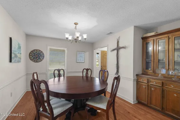 $649,500 | 205 Avondale Road, Canton, MS 39046