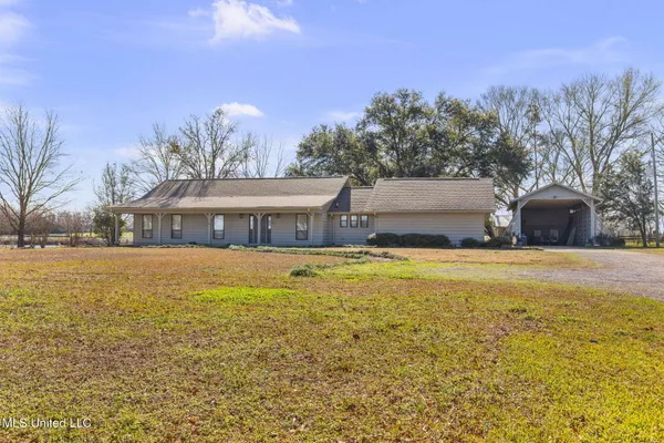 $649,500 | 205 Avondale Road, Canton, MS 39046