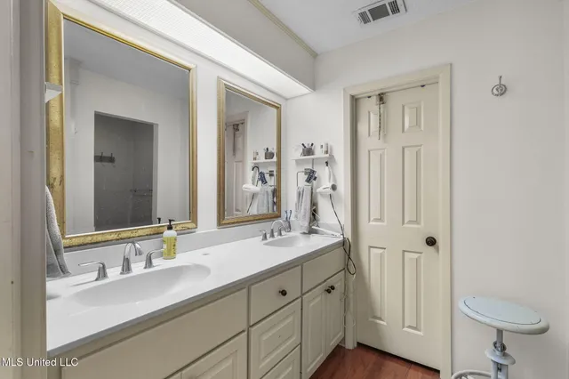 $649,500 | 205 Avondale Road, Canton, MS 39046