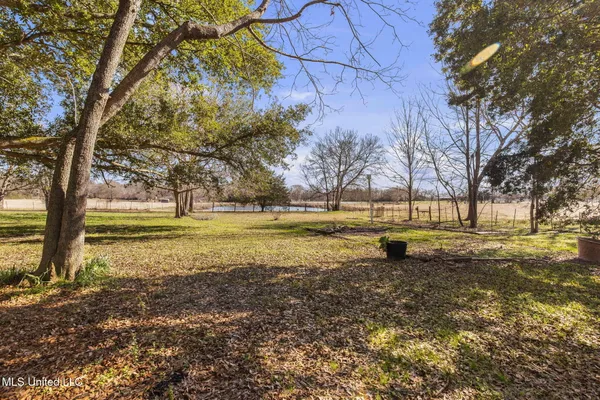 $649,500 | 205 Avondale Road, Canton, MS 39046