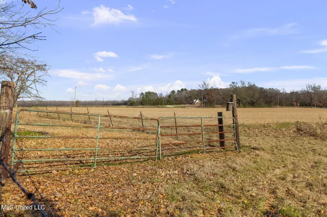 $649,500 | 205 Avondale Road, Canton, MS 39046