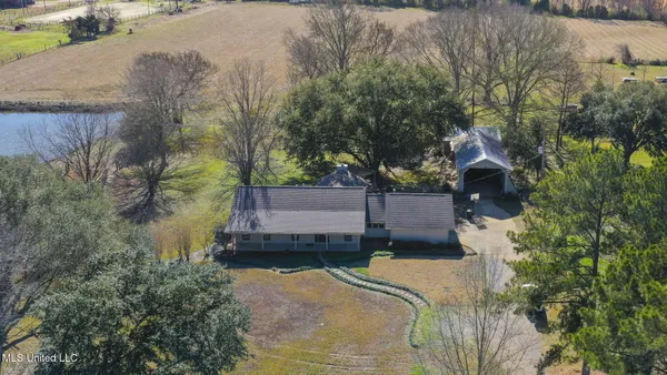 $649,500 | 205 Avondale Road, Canton, MS 39046