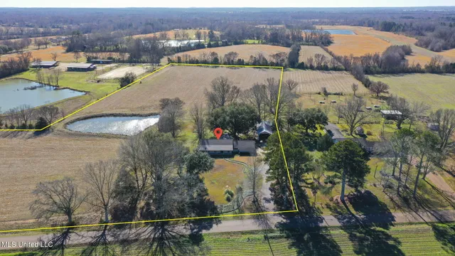 $649,500 | 205 Avondale Road, Canton, MS 39046