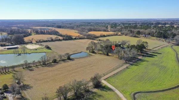 $649,500 | 205 Avondale Road, Canton, MS 39046