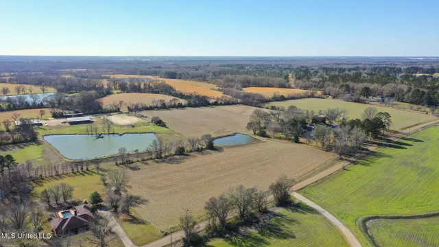$649,500 | 205 Avondale Road, Canton, MS 39046